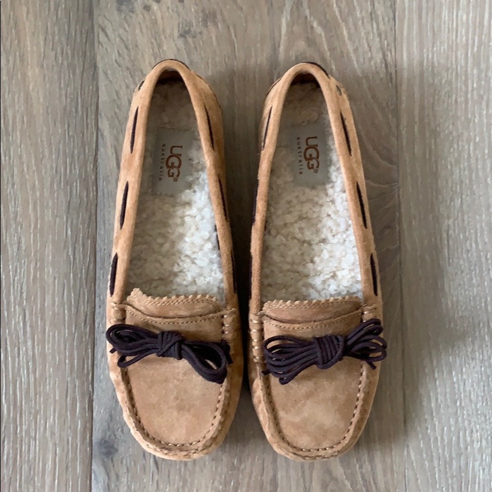 UGG Meena Moccasin Loafer size 5.5